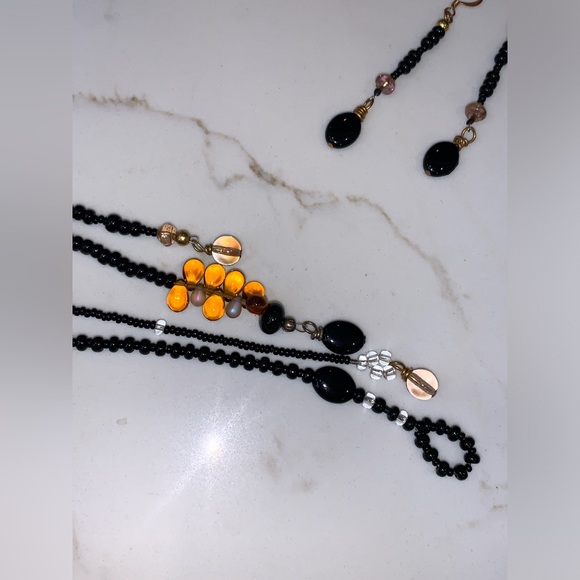 Lia Sophia necklace and earring set - Picture 2 of 3